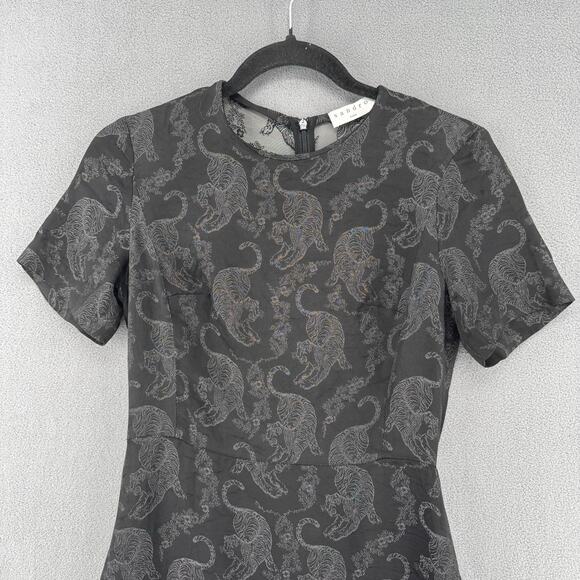 Sandro Paris Ruffle Hem Mini Dress Womens 1 Black Tiger Print Short Sleeve - Picture 3 of 16